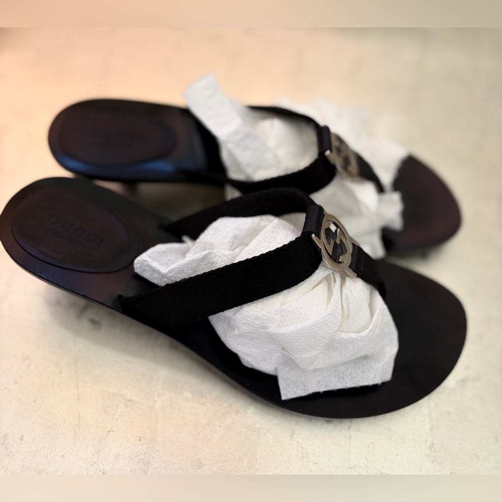 Gucci Black Leather Sandals - Picture 9 of 10